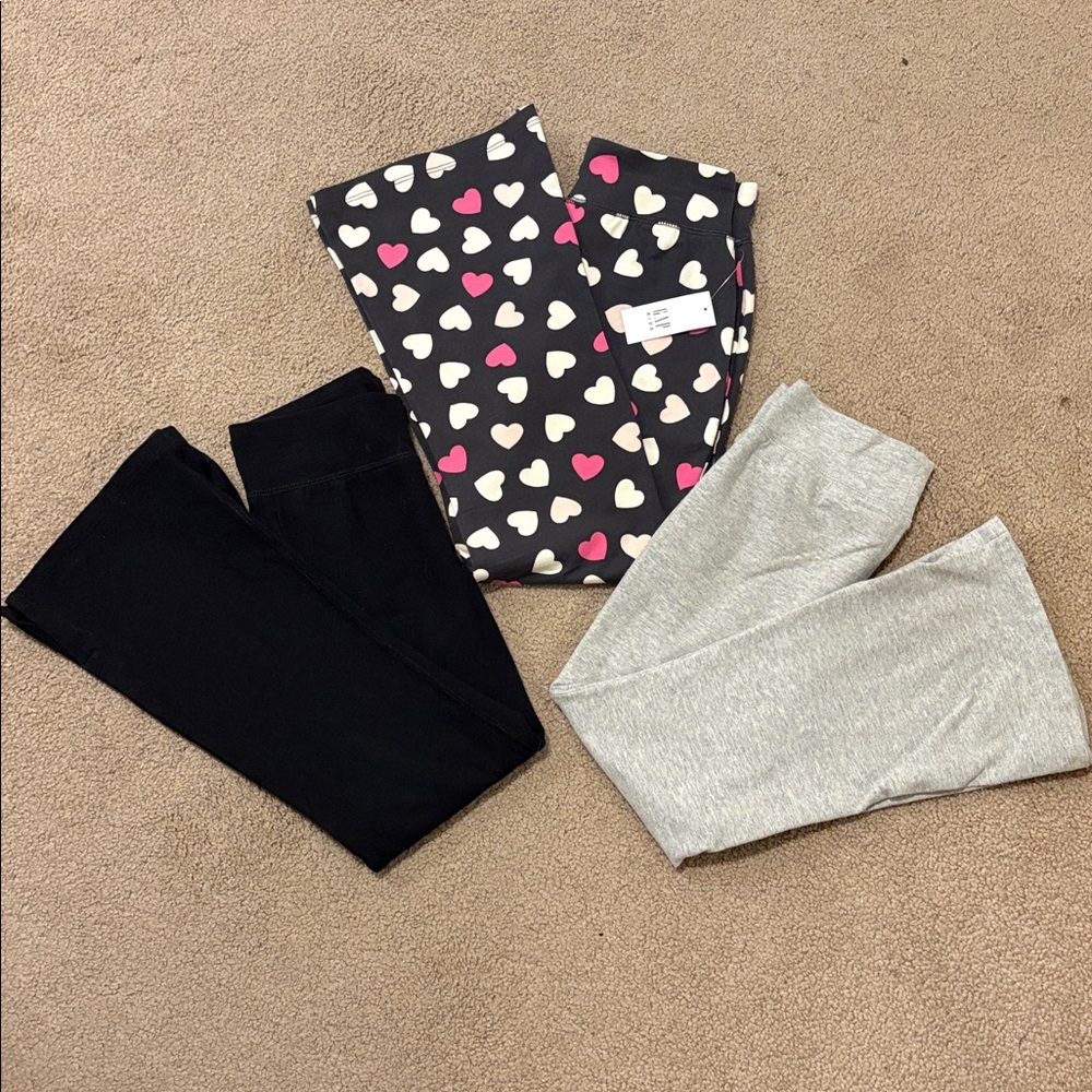 Gap kids flare sweatpants - Picture 1 of 9